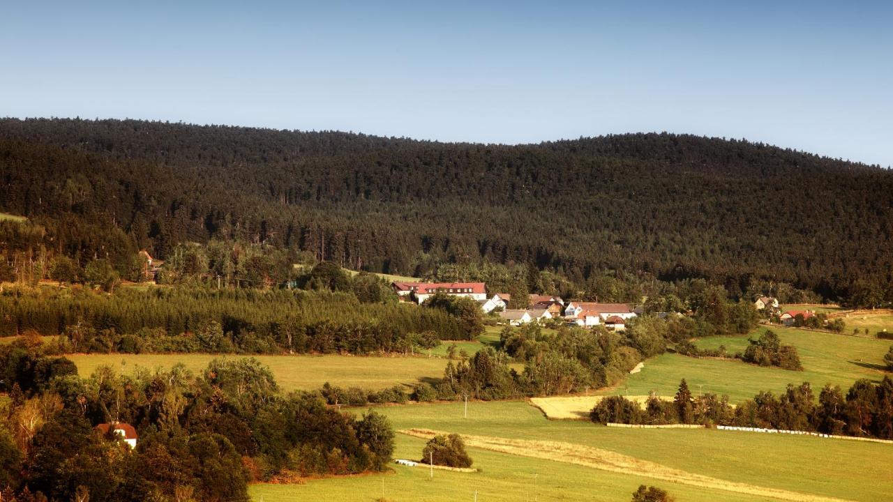 Hotel Rohanov Lhota nad Rohanovem Luaran gambar